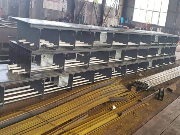 Mobile steel pedestal