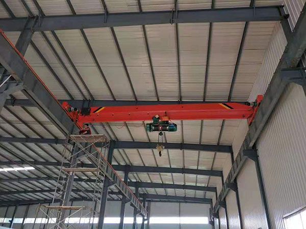 How to maintain a single beam crane