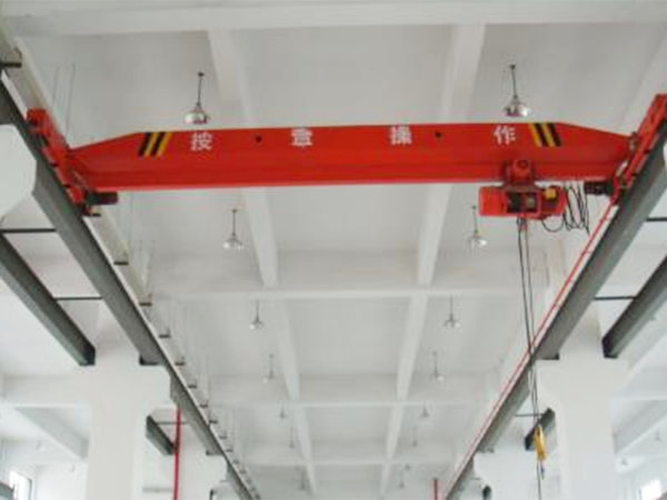 Classification and Characteristics Advantages of Cranes
